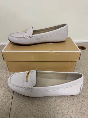 Michael Kors White Leather Driving Moccasins with Gold Accent